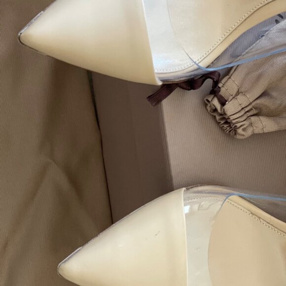 Gianvitto Rossi Plexi 85 Nude Pumps - Picture 4 of 4